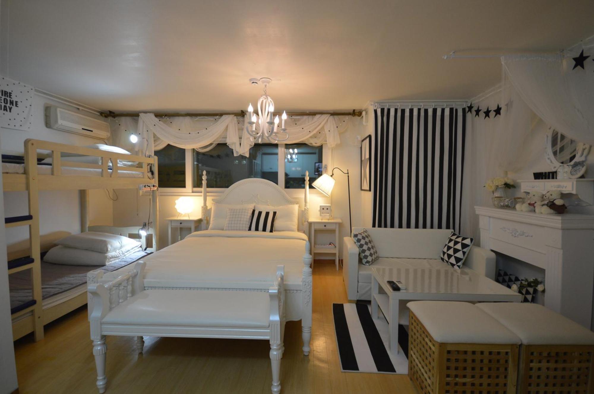 Han River Residence & Guesthouse Сеул Номер фото
